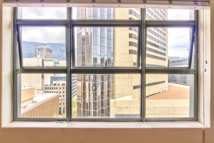 1 Bedroom Property for Sale in Cape Town City Centre Western Cape